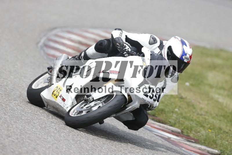 Archiv-2025/07 19.04.2025 Speer Racing ADR/Gruppe gelb/255